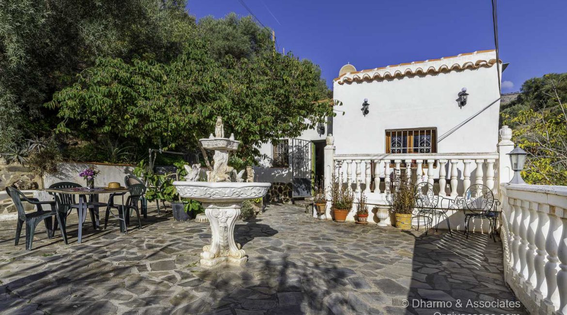 ORG 26: Large Townhouse with Casita