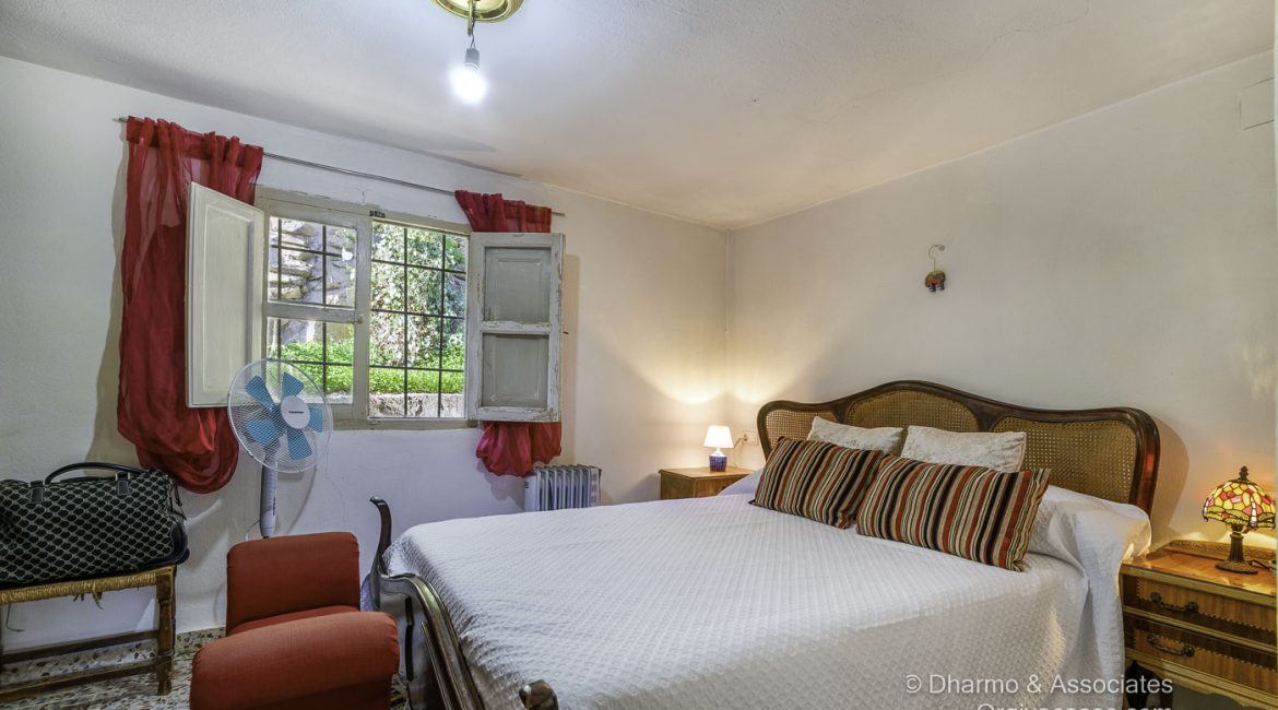 ORG 26: Large Townhouse with Casita