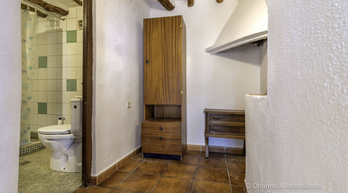 ORG 26: Large Townhouse with Casita