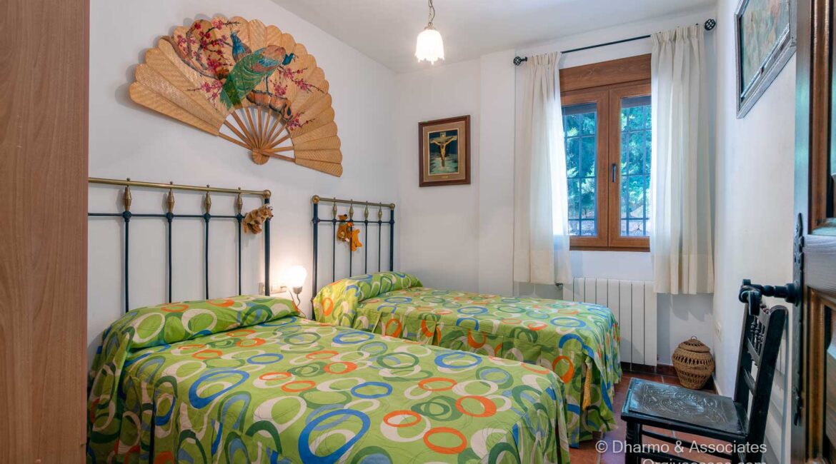 CAN 04: Four Bedroom Cortijo with Land